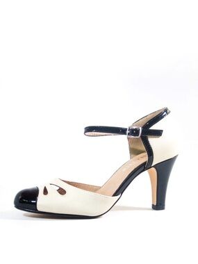 Chelsea Crew Getty Retro Heels Two-Tone Strap Pump - Black and Bone 8/ 39